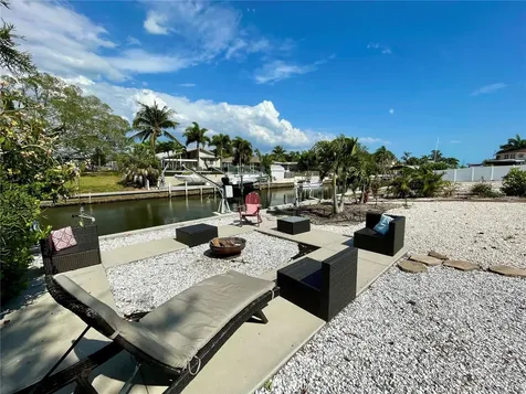 309 Bryn Mawr Island Bradenton FL 34207