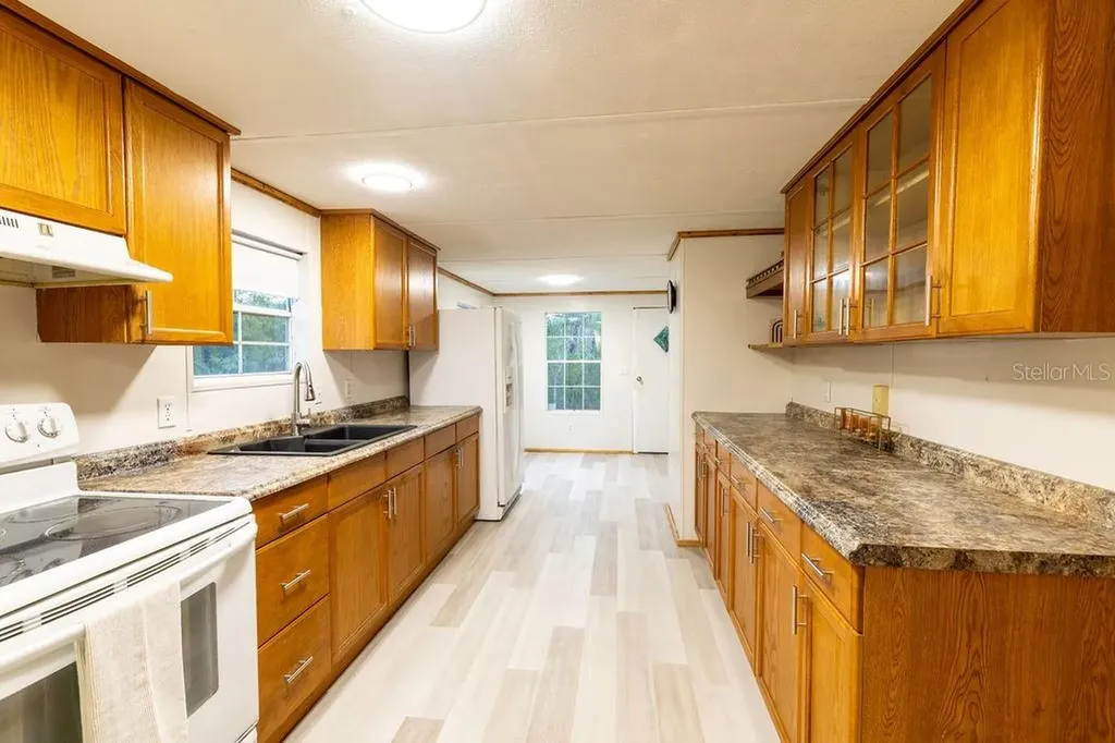 9591 NE 87th Place Bronson FL 32621
