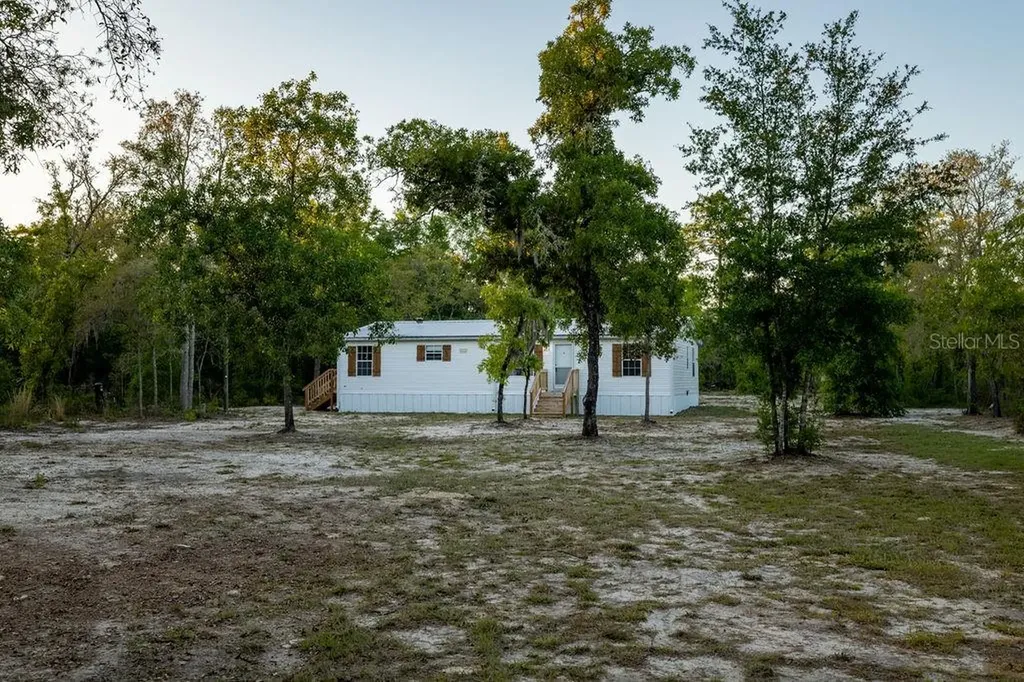 9591 NE 87th Place Bronson FL 32621