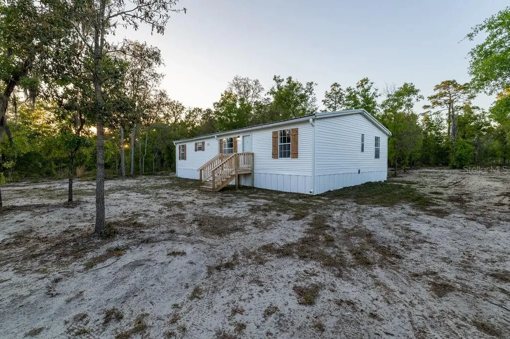 9591 NE 87th Place Bronson FL 32621