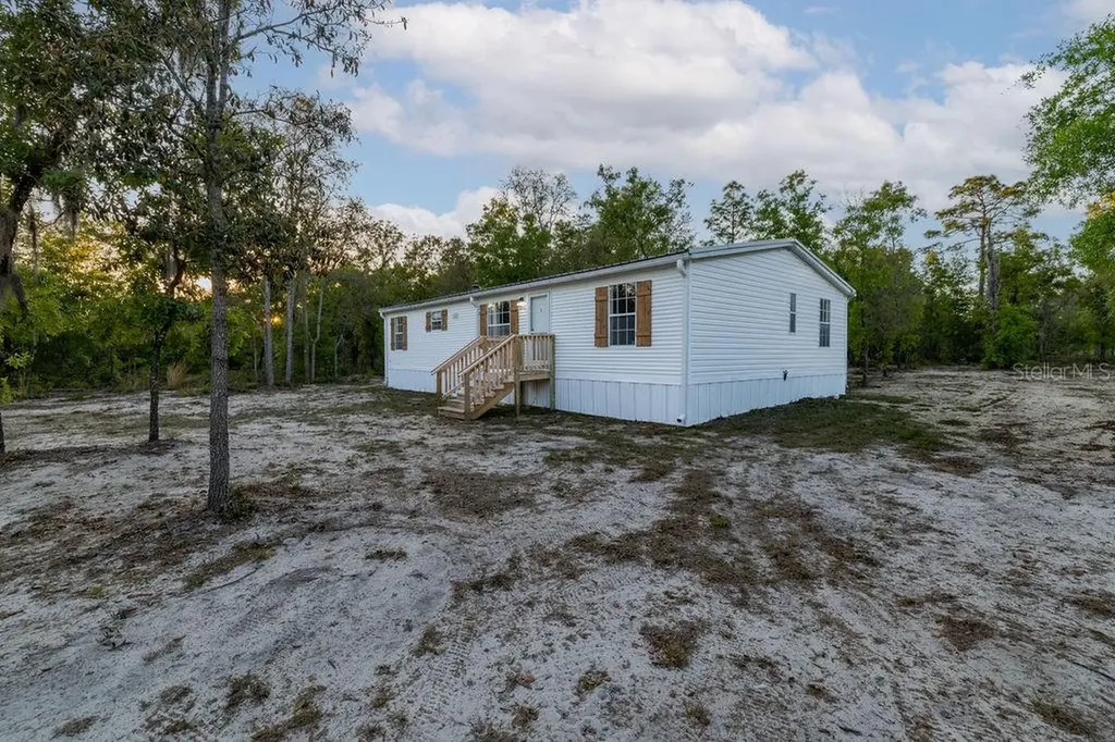 9591 NE 87th Place Bronson FL 32621