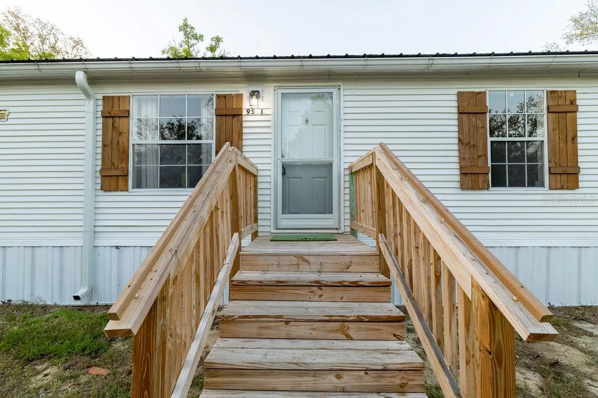 9591 NE 87th Place Bronson FL 32621