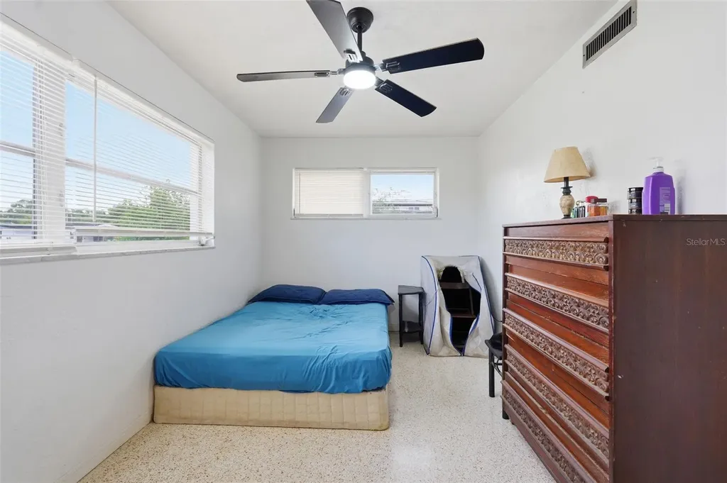 11830 86th Avenue Seminole FL 33772