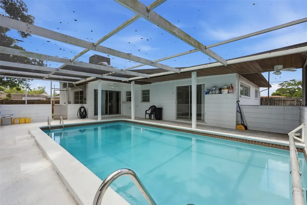 11830 86th Avenue Seminole FL 33772