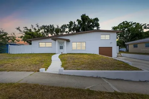 11830 86th Avenue Seminole FL 33772