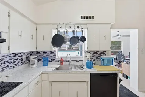 11830 86th Avenue Seminole FL 33772