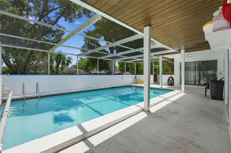 11830 86th Avenue Seminole FL 33772