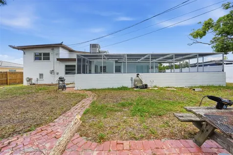 11830 86th Avenue Seminole FL 33772