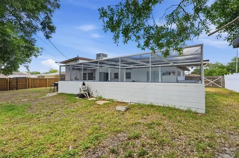 11830 86th Avenue Seminole FL 33772