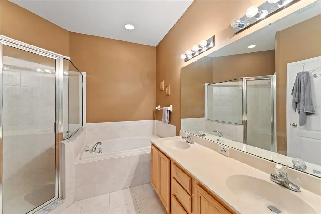 19182 Lake Audubon Drive Tampa FL 33647