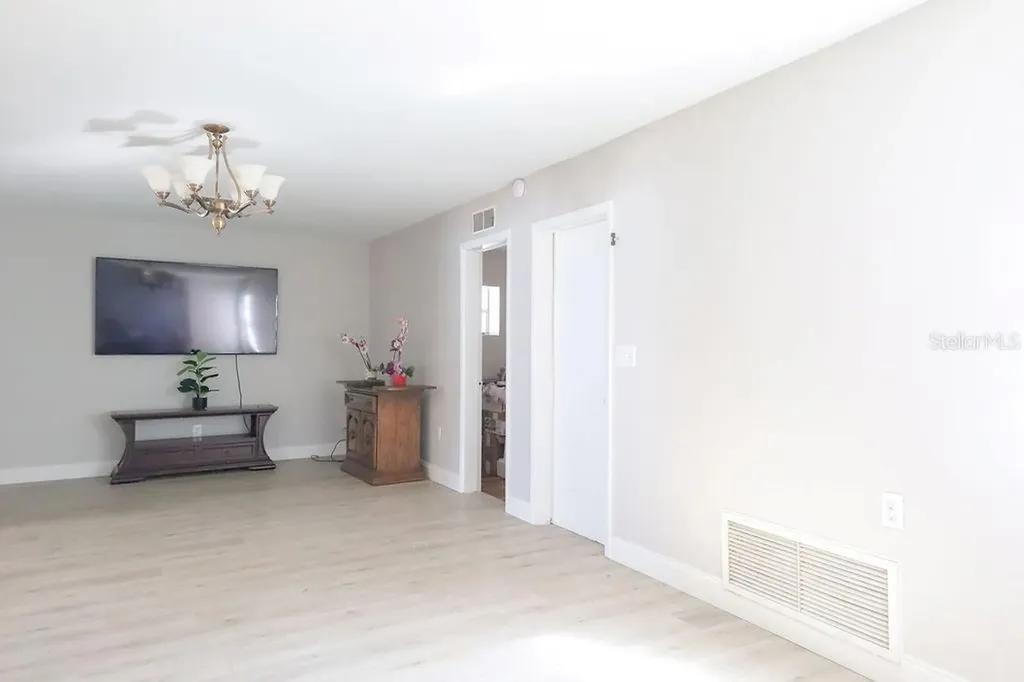 4734 Ridge Point Drive Tampa FL 33624