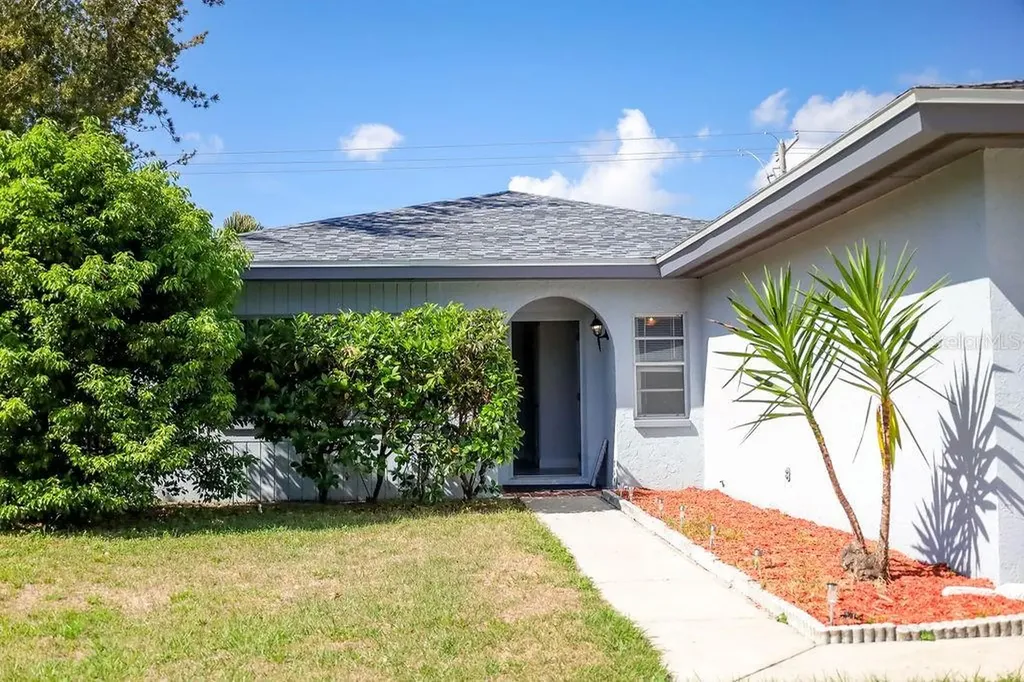 4734 Ridge Point Drive Tampa FL 33624