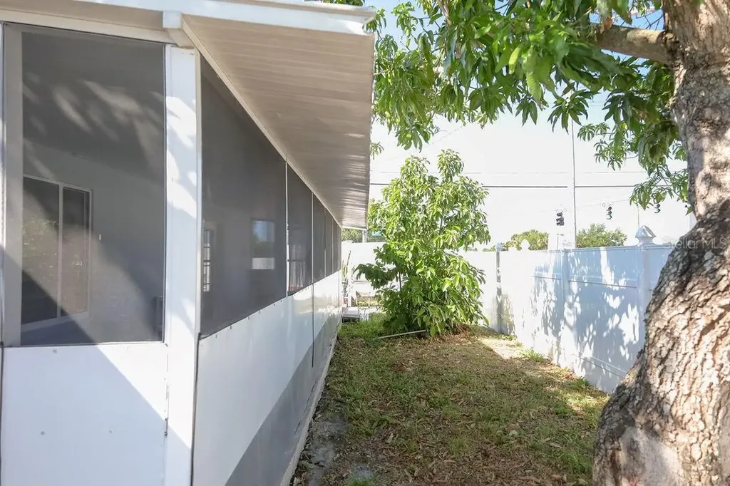 4734 Ridge Point Drive Tampa FL 33624