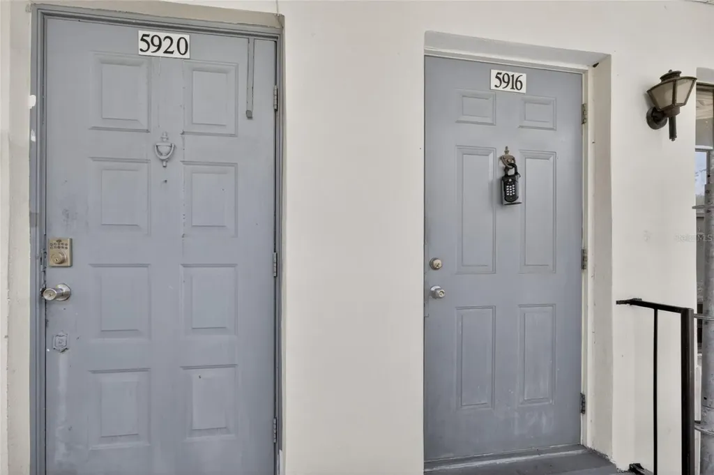 5916 Village Circle Orlando FL 32822