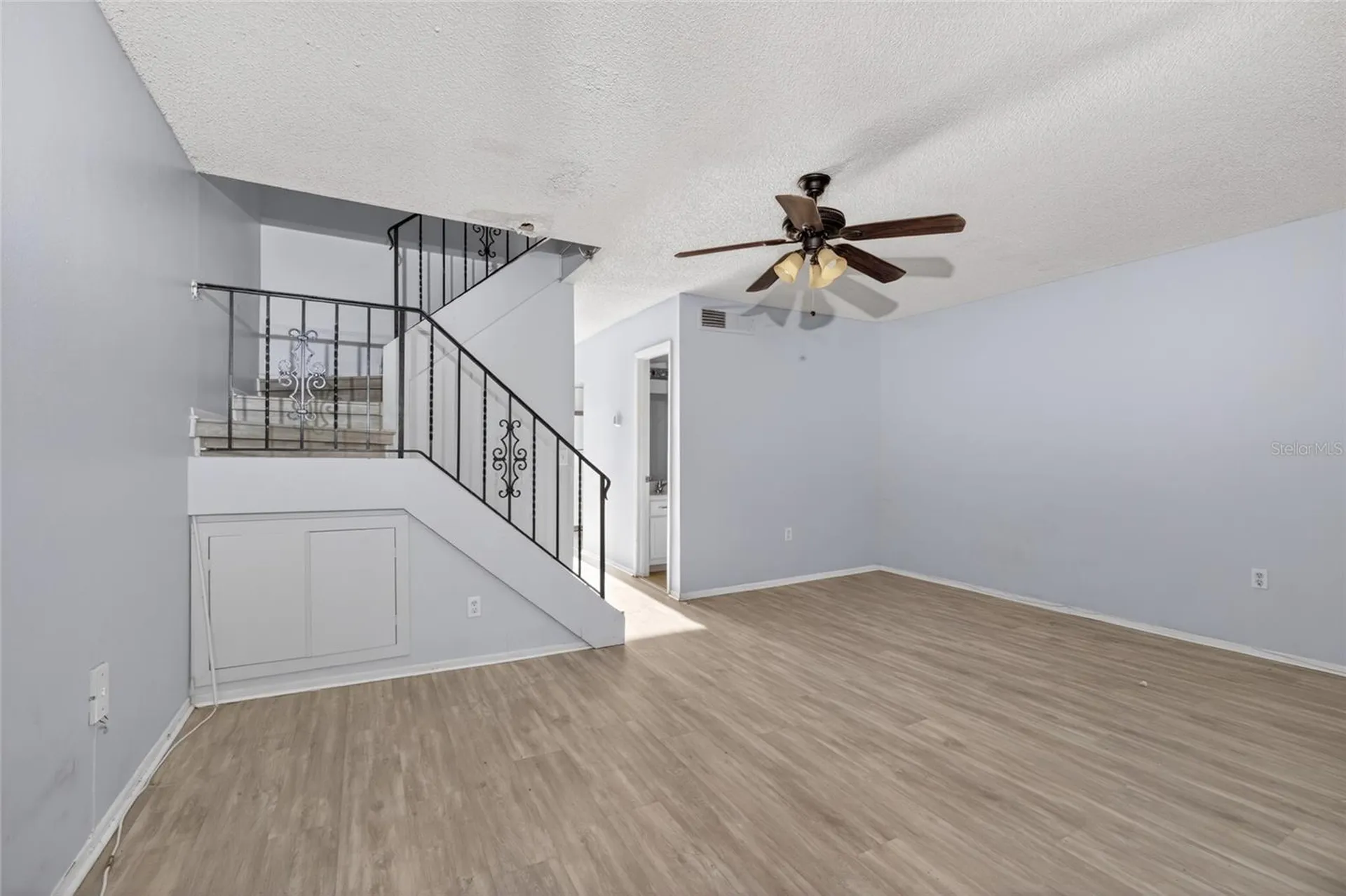 5916 Village Circle Orlando FL 32822