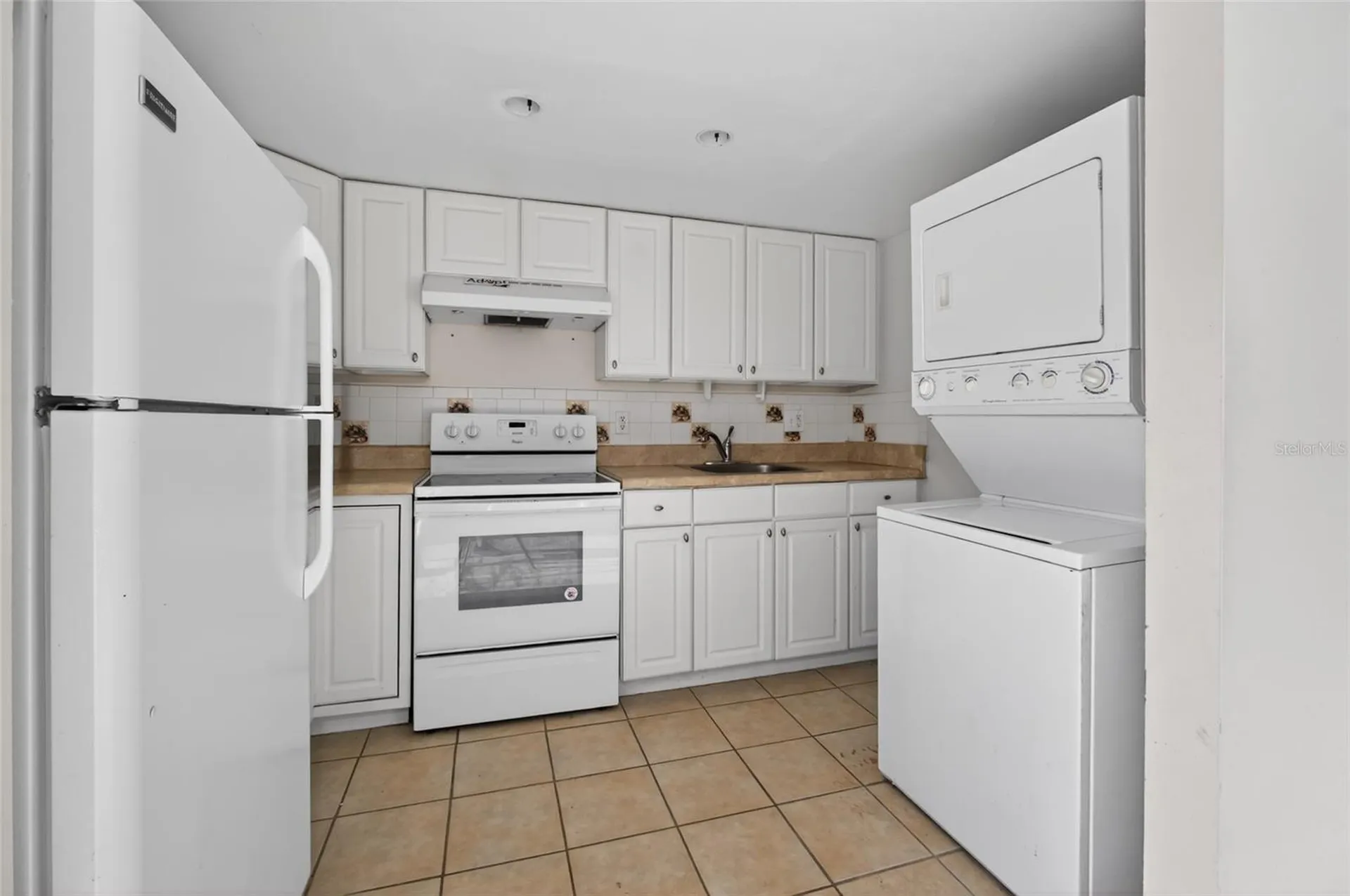 5916 Village Circle Orlando FL 32822
