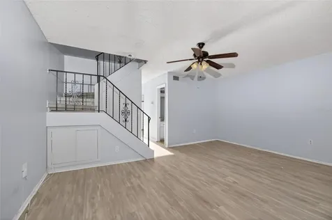 5916 Village Circle Orlando FL 32822