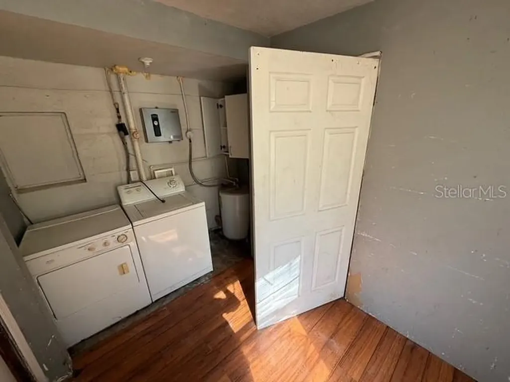 7337 68th Street N Pinellas Park FL 33781