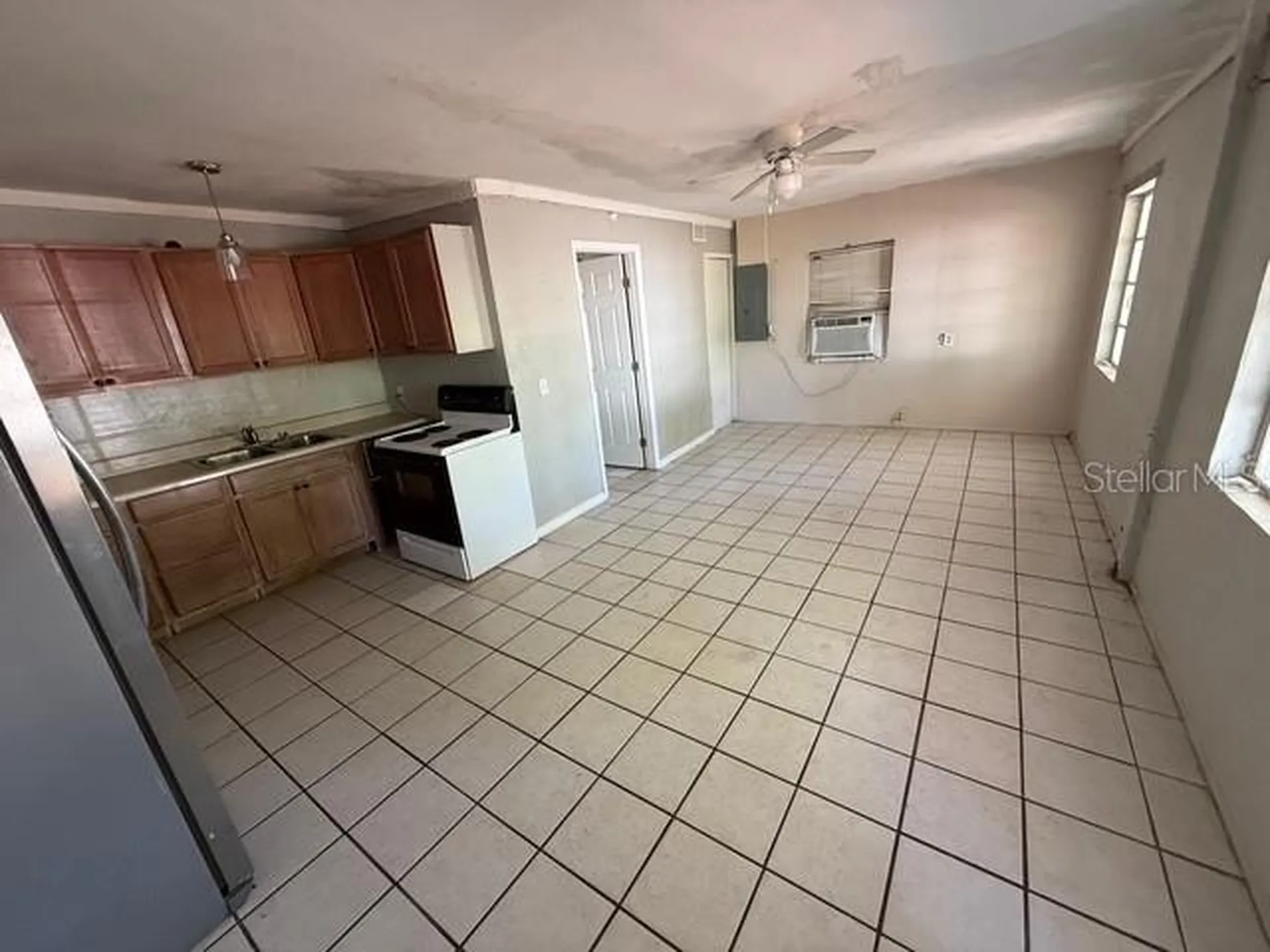 7337 68th Street N Pinellas Park FL 33781