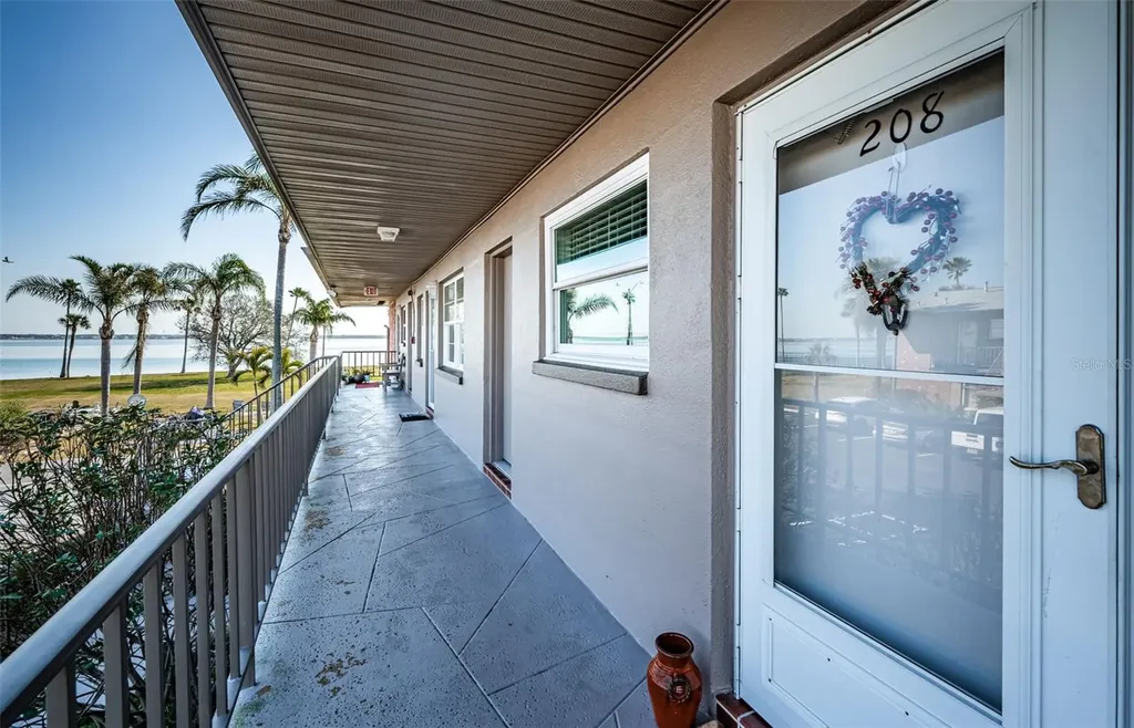 2 Causeway Boulevard Dunedin FL 34698