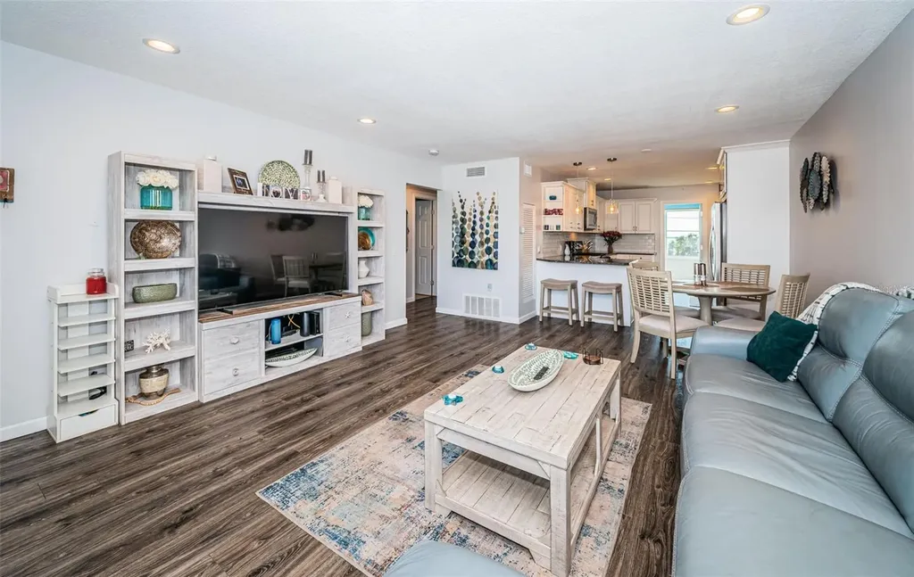 2 Causeway Boulevard Dunedin FL 34698
