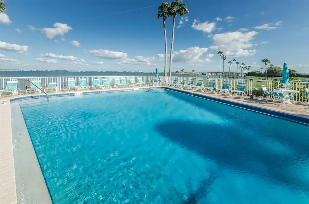 2 Causeway Boulevard Dunedin FL 34698