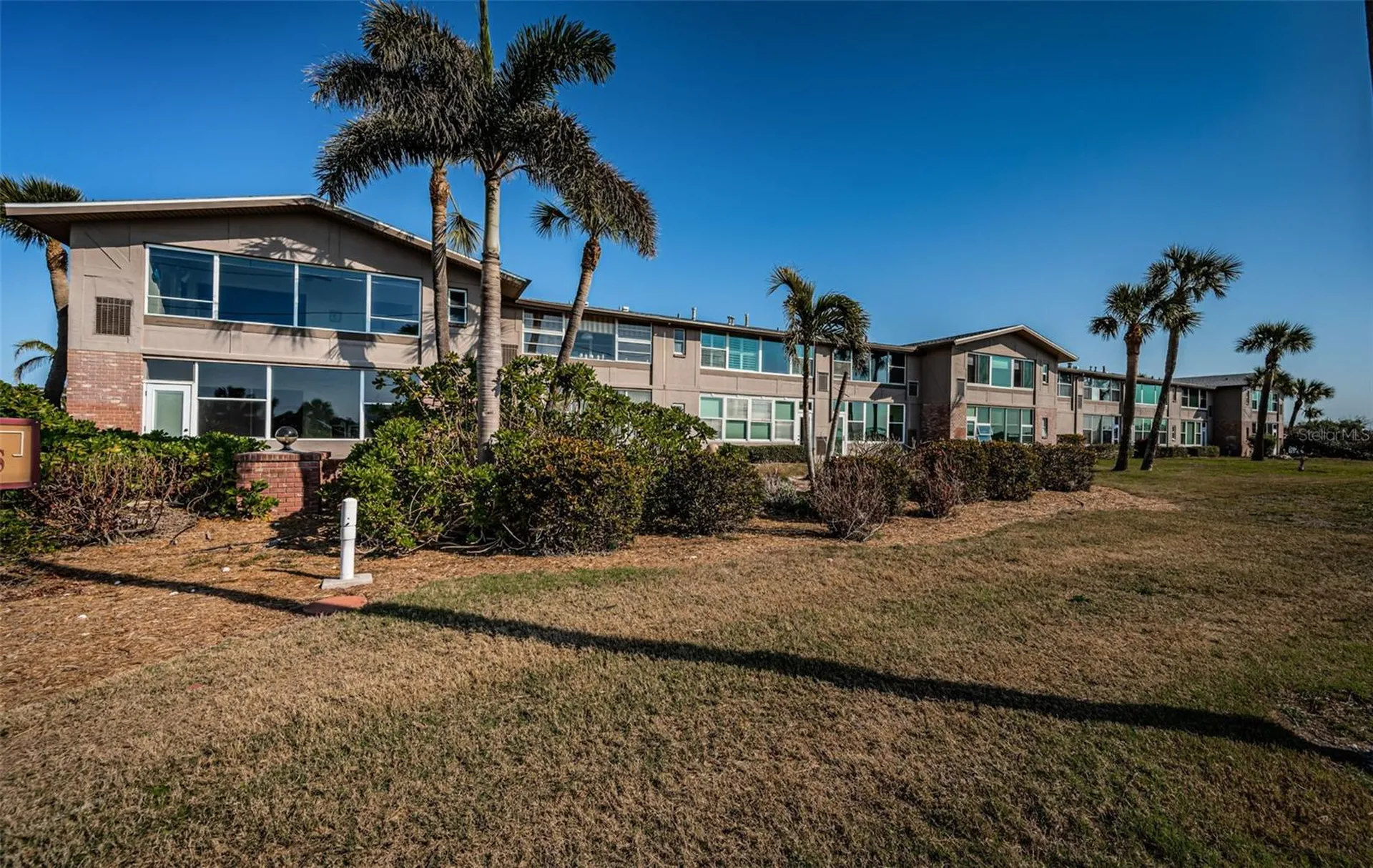 2 Causeway Boulevard Dunedin FL 34698