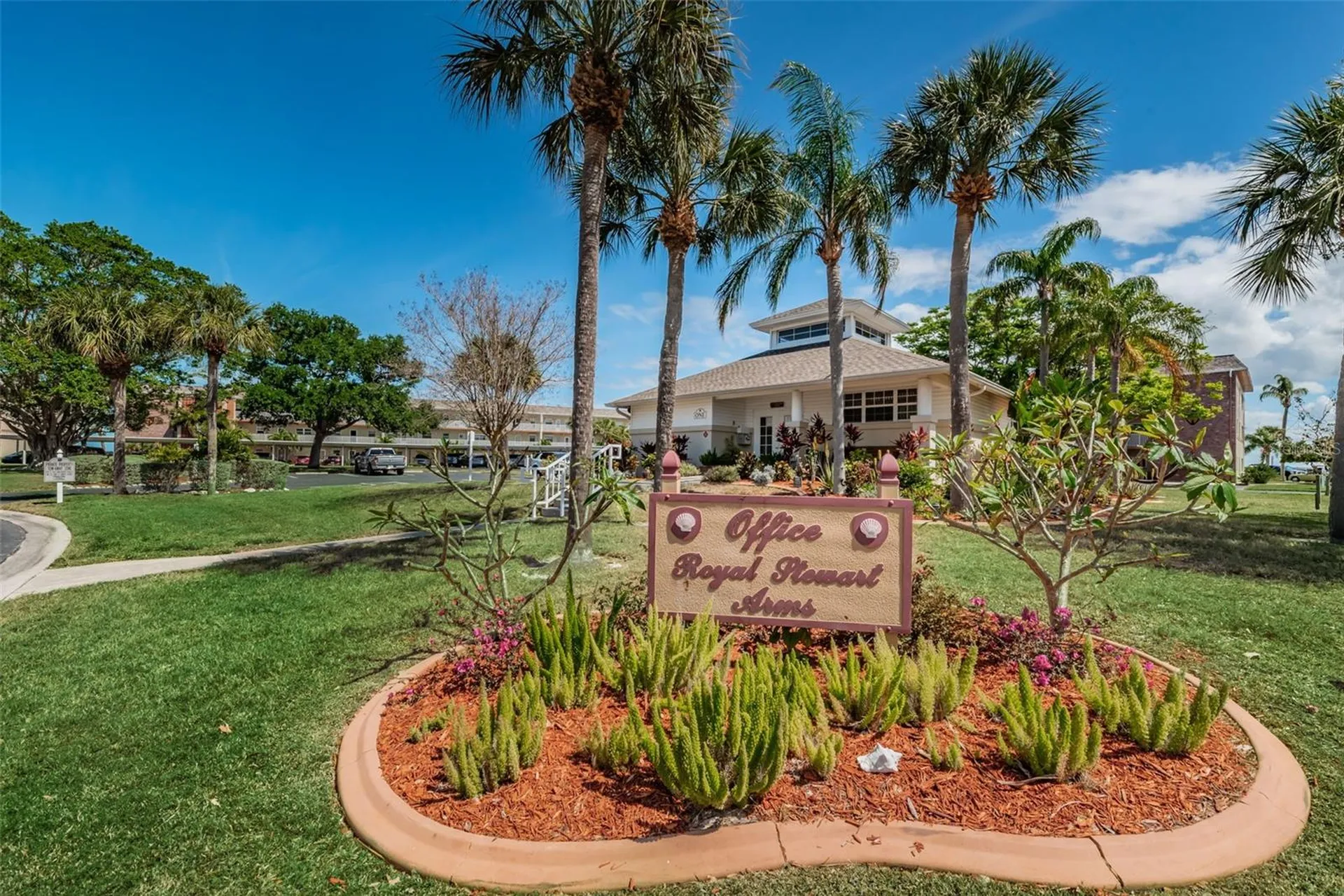 2 Causeway Boulevard Dunedin FL 34698
