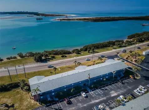 2 Causeway Boulevard Dunedin FL 34698