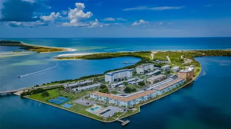 2 Causeway Boulevard Dunedin FL 34698