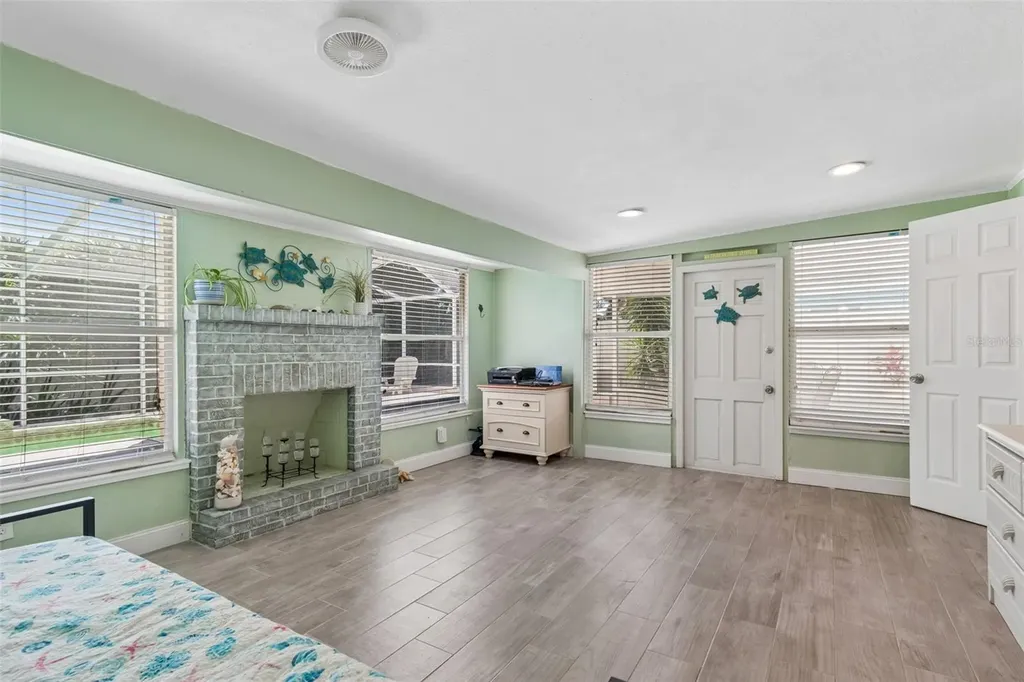 10572 Blossom Lake Drive Seminole FL 33772