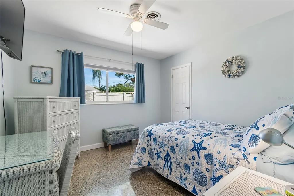 10572 Blossom Lake Drive Seminole FL 33772