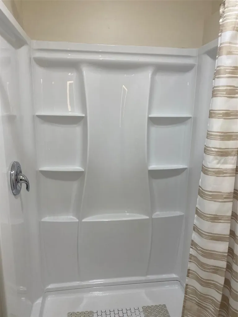 10572 Blossom Lake Drive Seminole FL 33772