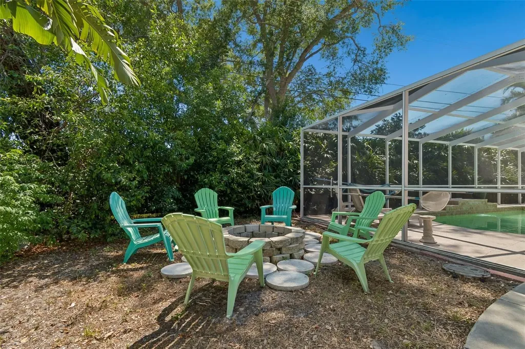 10572 Blossom Lake Drive Seminole FL 33772
