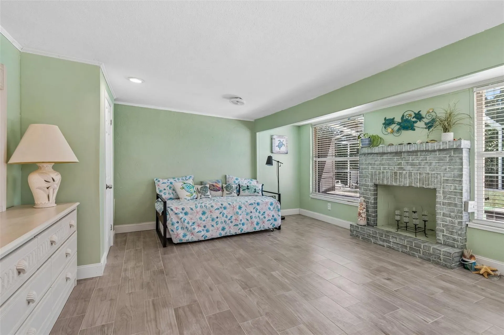 10572 Blossom Lake Drive Seminole FL 33772