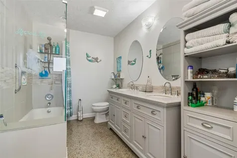 10572 Blossom Lake Drive Seminole FL 33772