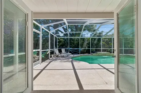 10572 Blossom Lake Drive Seminole FL 33772
