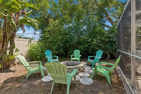 10572 Blossom Lake Drive Seminole FL 33772