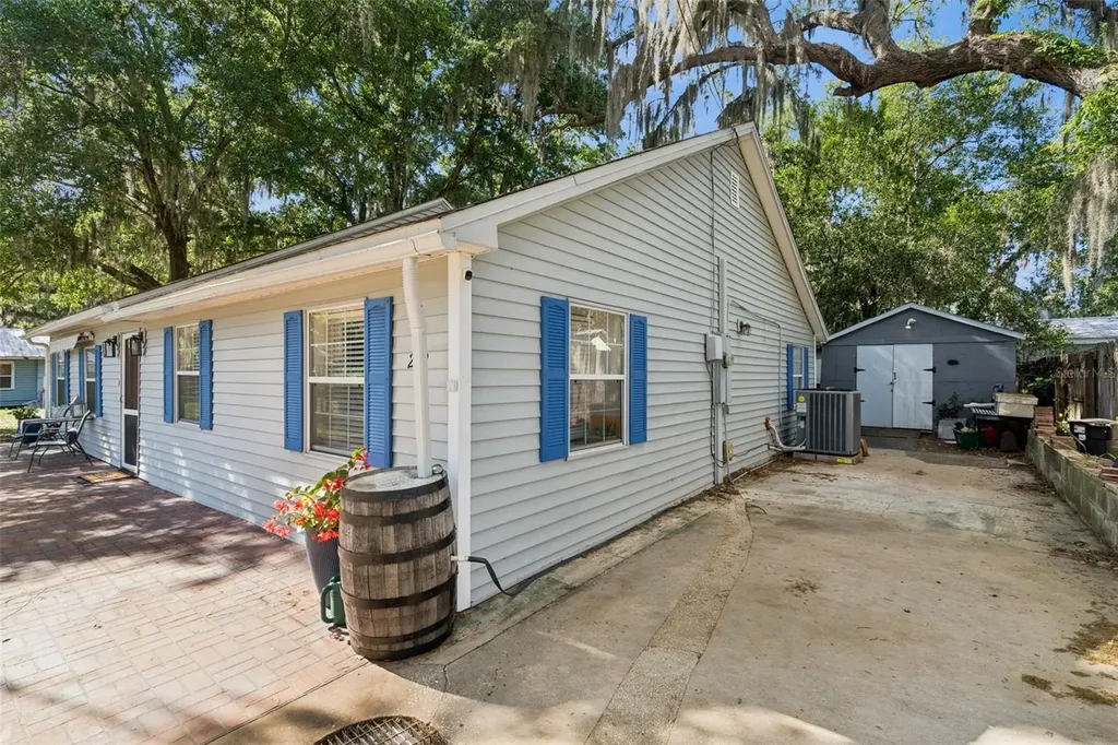 2112 9th Street St Cloud FL 34769