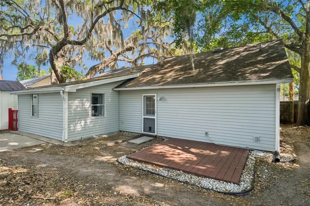 2112 9th Street St Cloud FL 34769
