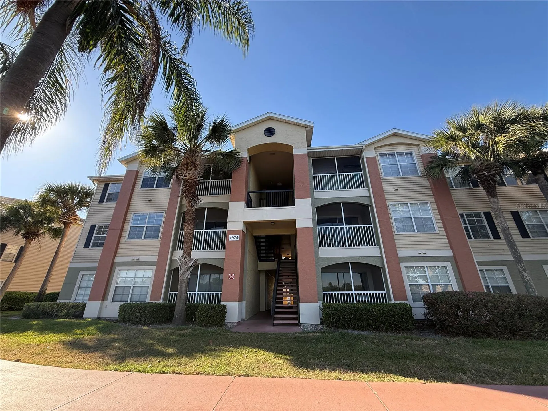 1979 Summer Club Drive Oviedo FL 32765