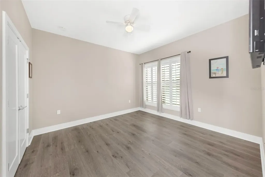 946 Highland Avenue Dunedin FL 34698