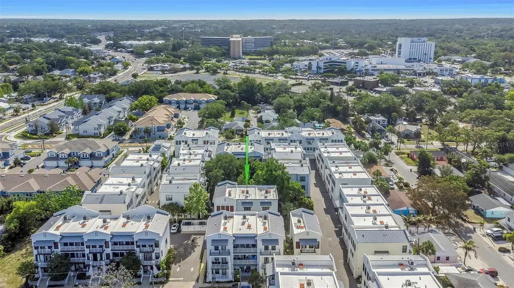 946 Highland Avenue Dunedin FL 34698