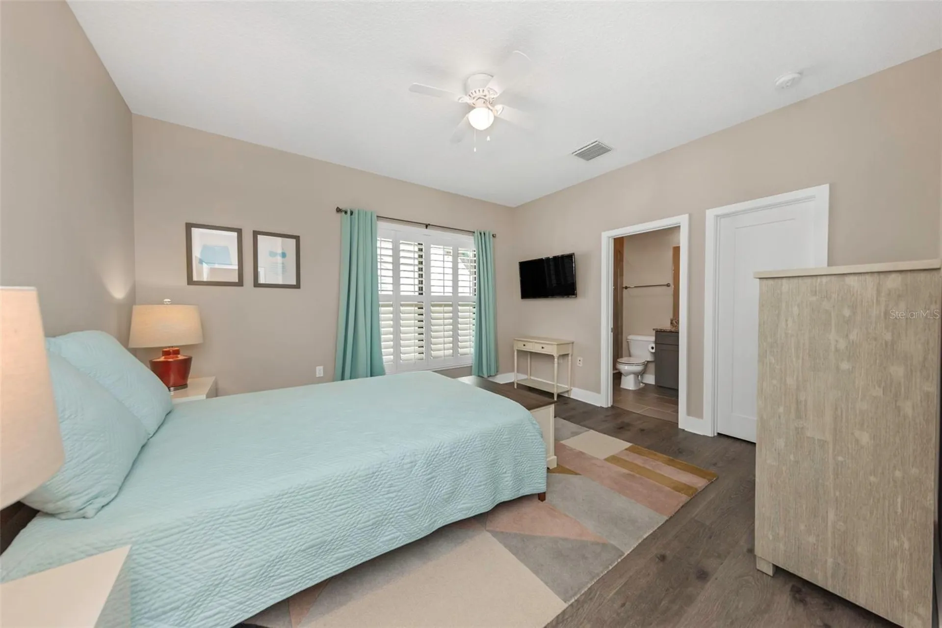 946 Highland Avenue Dunedin FL 34698