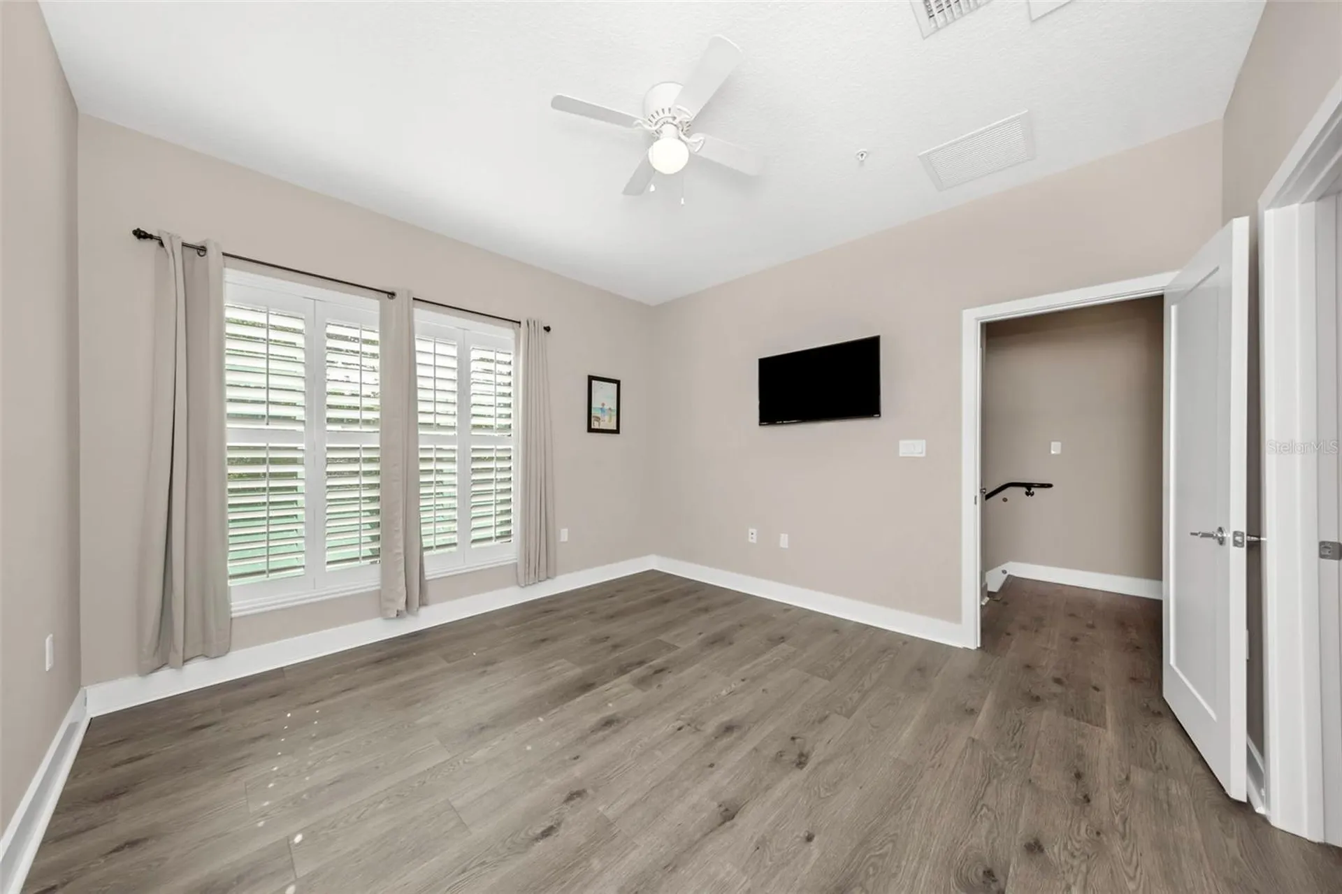 946 Highland Avenue Dunedin FL 34698