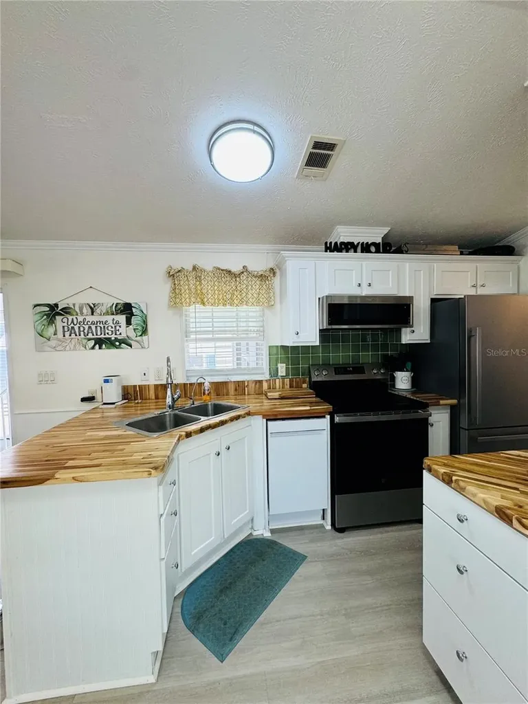 146 Jack Nicklaus Lane Davenport FL 33837