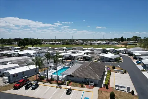 146 Jack Nicklaus Lane Davenport FL 33837