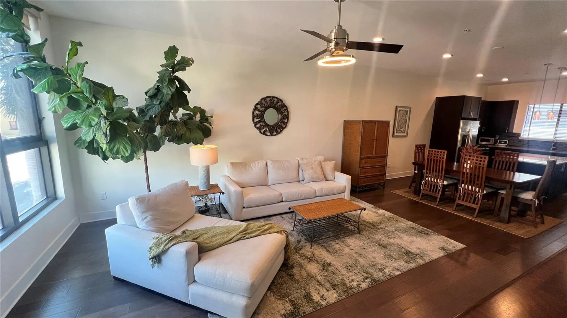 130 8th Street N St Petersburg FL 33701