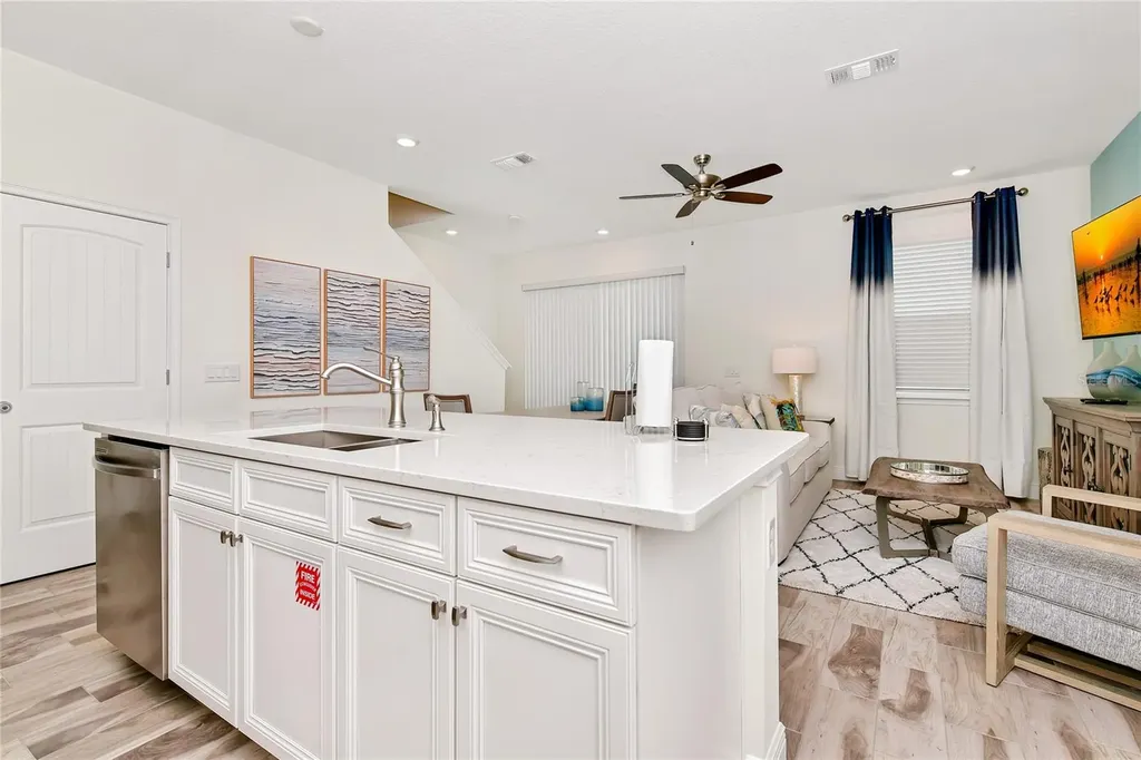 2956 On The Rocks Kissimmee FL 34747