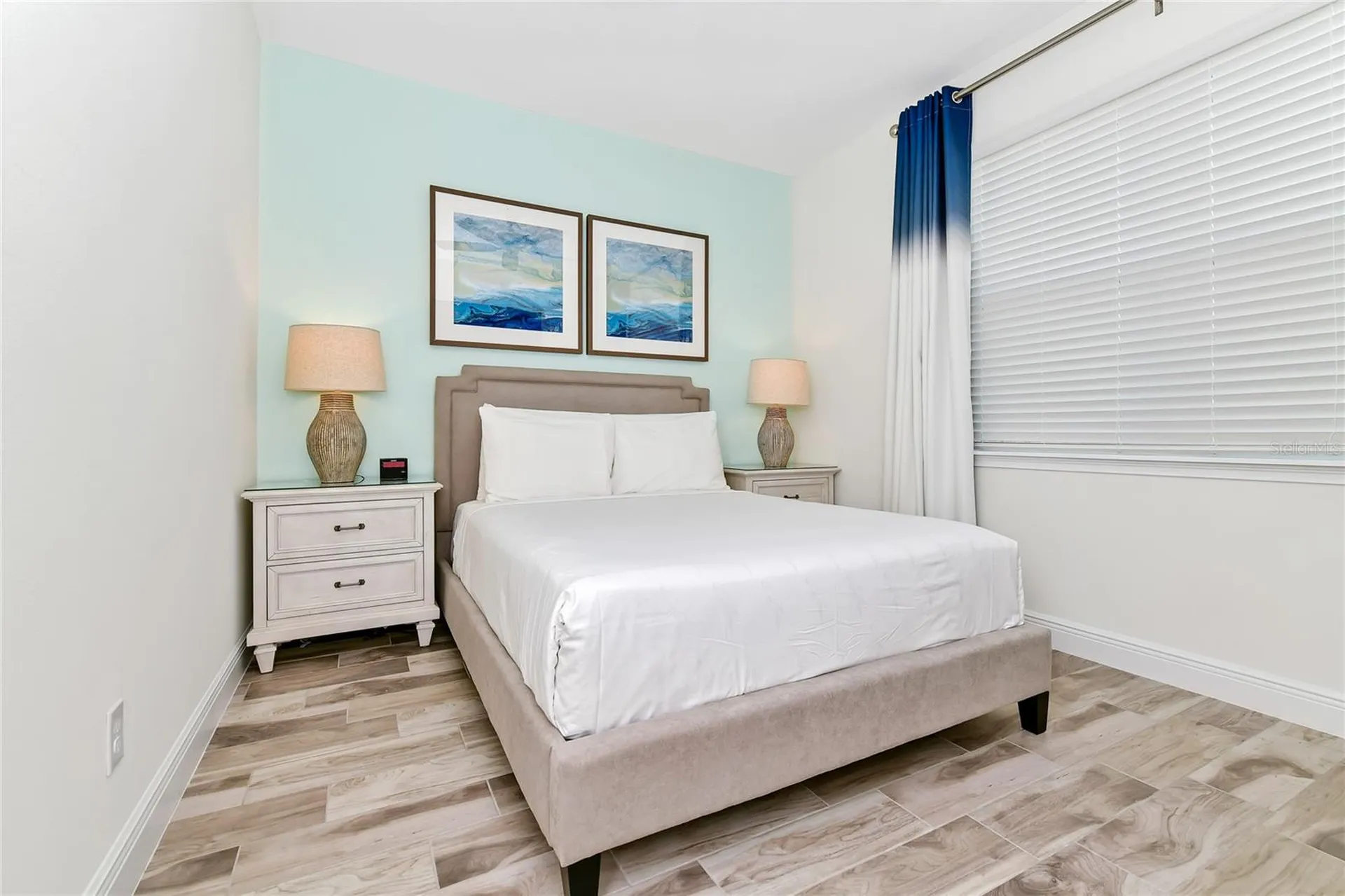 2956 On The Rocks Kissimmee FL 34747